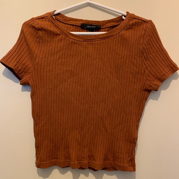 Forever 21 Cropped Tee - Picture 1 of 2